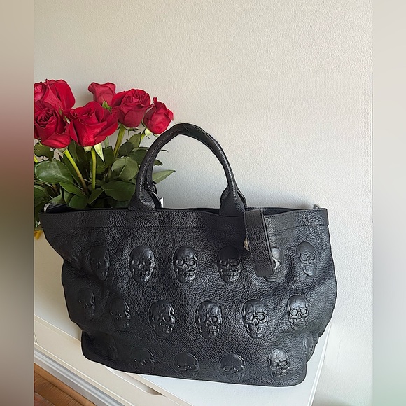 IO PELLE ITALIA multi skull black leather tote bag embossed purse large - Picture 1 of 12